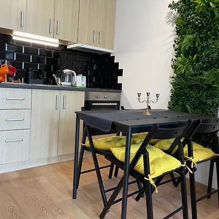 Apartament Budget First Sea Line Apt. Flora