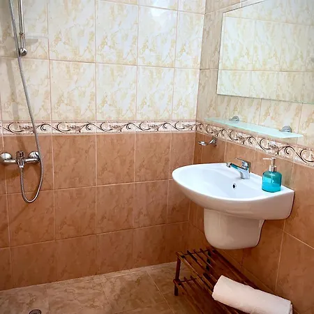 Budget First Sea Line Apt. Flora Apartament Pomorie