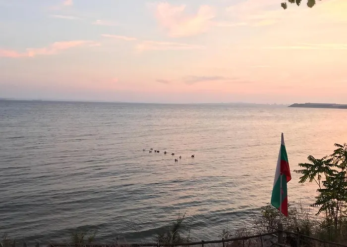 Apartamento Budget First Sea Line Apt. Flora