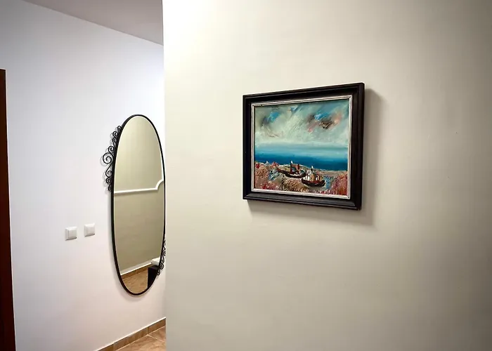 Budget First Sea Line Apt. Flora Apartamento *