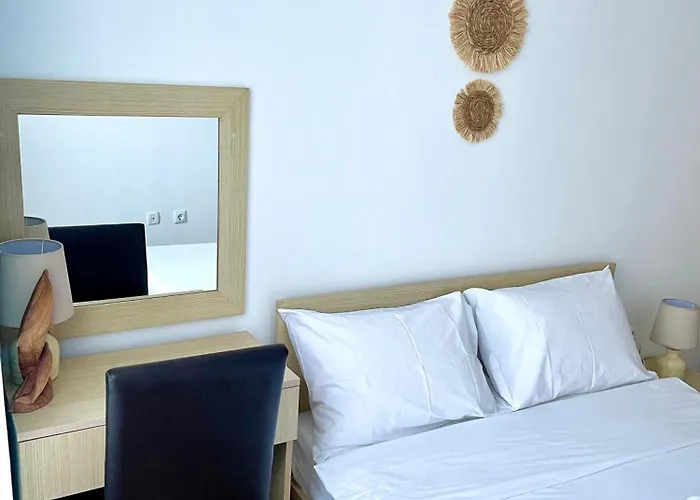 Budget First Sea Line Apt. Flora * Pomorie