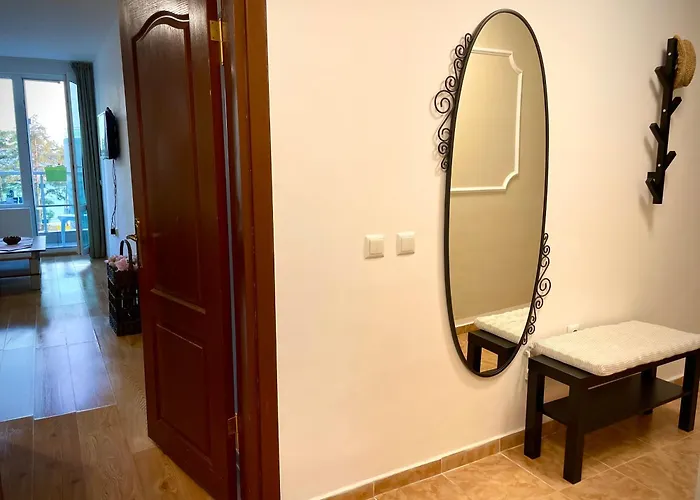 Budget First Sea Line Apt. Flora * Pomorie