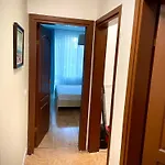 First Sea Line Apartment Flora, Next To The Beach *