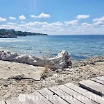 דירה First Sea Line Apartment Flora, Next To The Beach
