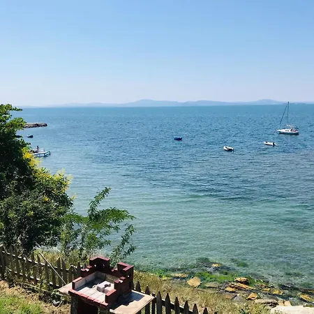 Apartmán Budget First Sea Line Apt. Flora *