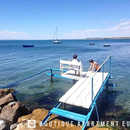 Apartmán Budget First Sea Line Apt. Flora Pomorie