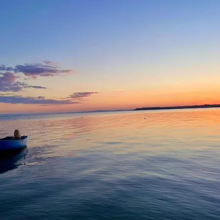 Apartmán Budget First Sea Line Apt. Flora