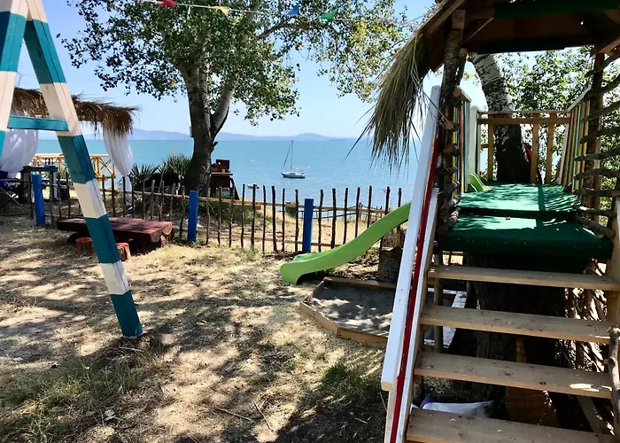 Apartment Budget First Sea Line Apt. Flora Pomorie